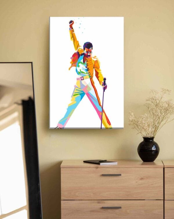 Freddie Mercury pose