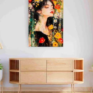 Mujer cabello negro flores