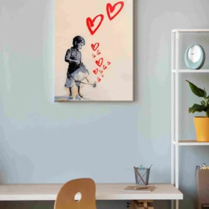 Niño regando corazones