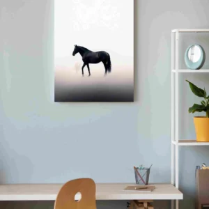 Caballo negro neblina